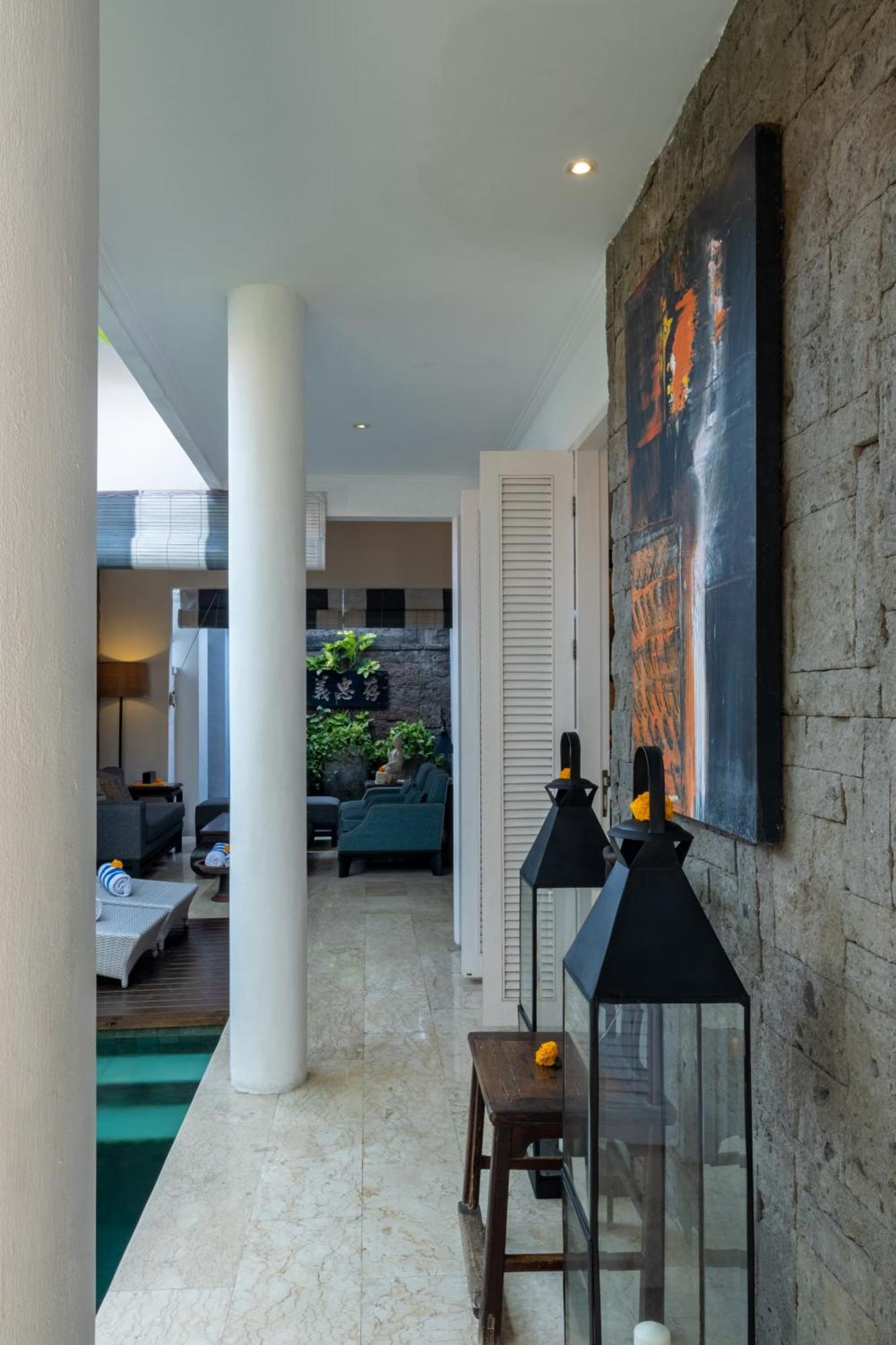Mosan House - Unique Art-Filled Gem In Perfect Location A Short Walk From The Beach Or Seminyak Square Including Ac Office For Remote Working Kültér fotó